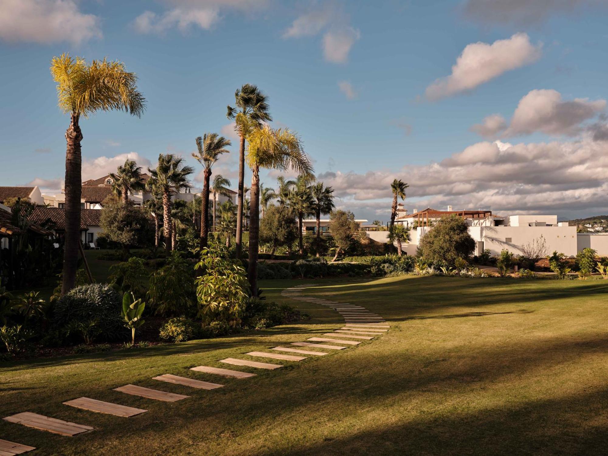 So/ & Golf Hotel